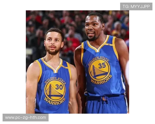 史诗级对决：库里VS杜兰特，谁是终极领袖？，库里和杜兰特差几岁